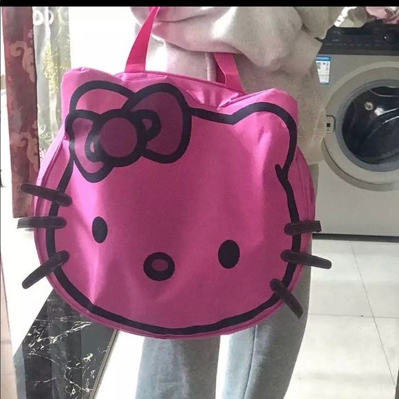 ONE LEFT!! Hello Kitty tote bags - Picture 8 of 13
